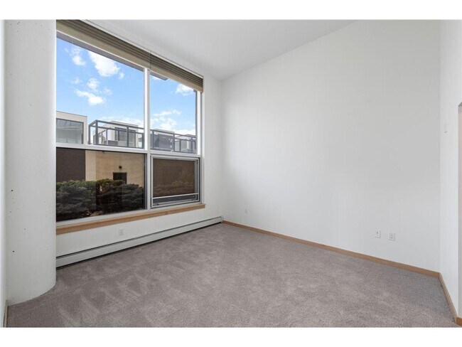 Building Photo - 1120 S 2nd St