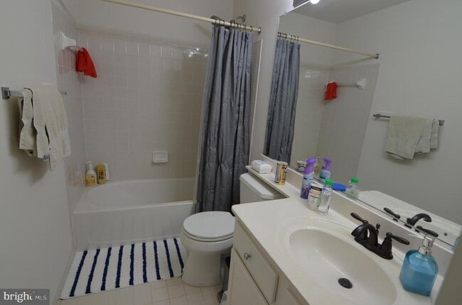 Building Photo - 2946 Saxon Flowers Dr