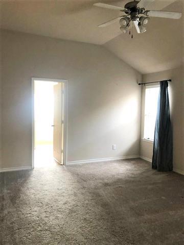 Building Photo - 8221 Deer Bluff Ln