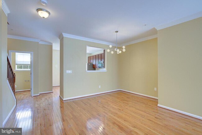 Building Photo - 105 Polo Way
