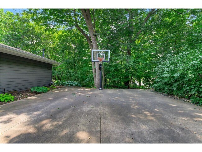 Building Photo - 20650 Bayview Ct