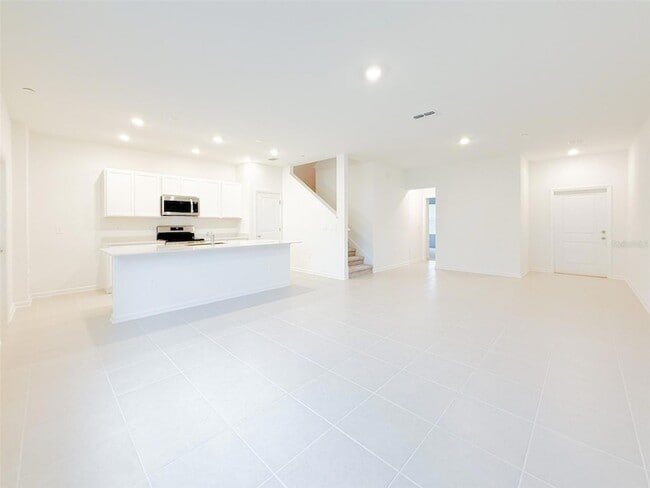 Building Photo - 1991 Stake Out Wy