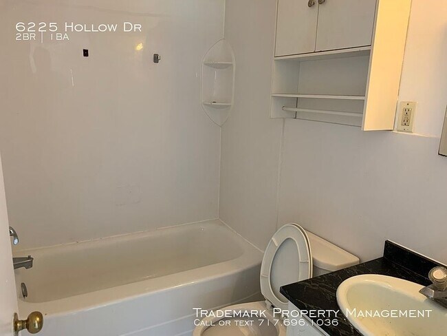 Building Photo - 6225 Hollow Dr