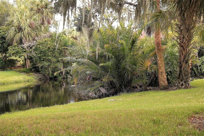 Building Photo - 6028 Oak Creek Ln