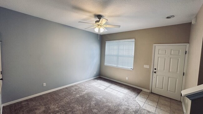 Building Photo - Elegant 2 Master Suite Townhome with Disne...