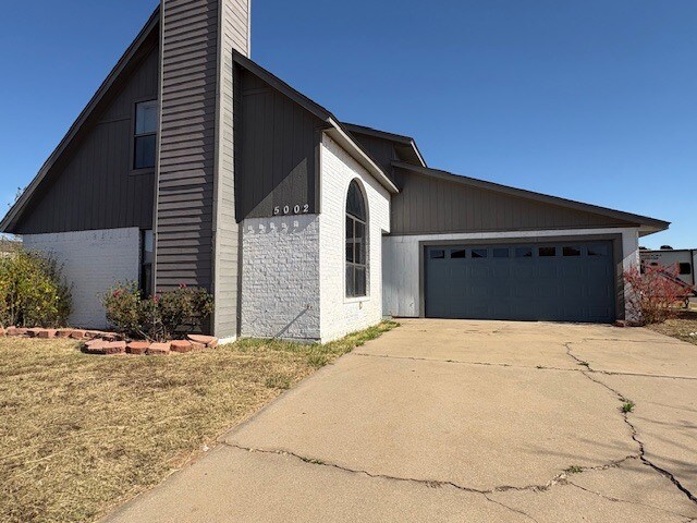 Primary Photo - 5002 SE 47th St