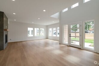 Building Photo - Beautiful new construction home in Pacific...
