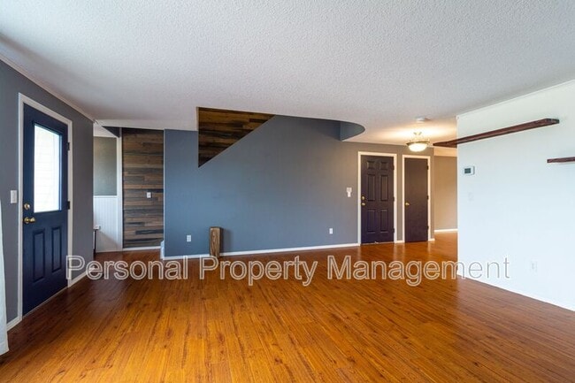 Building Photo - 1414 Brandt Rd