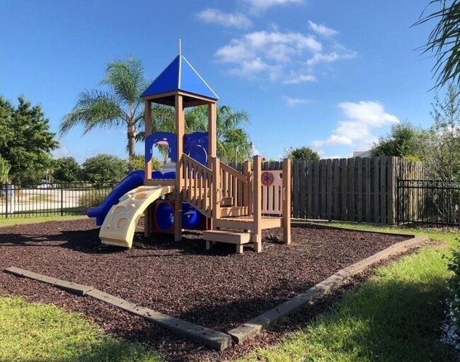 Building Photo - 6146 Olivedale Dr