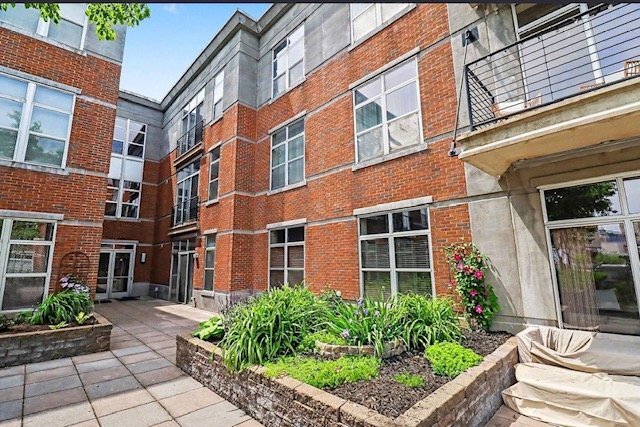 Building Photo - 66 Winder St