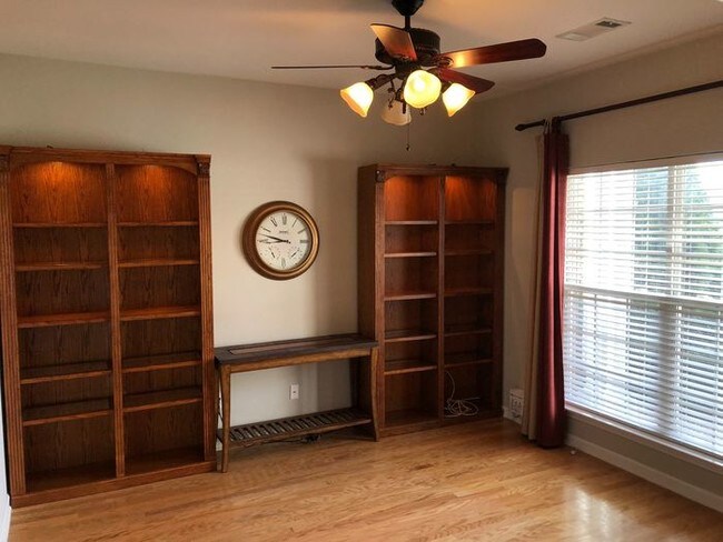 Building Photo - Hendersonville- Winston Hills Villa