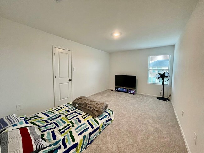 Building Photo - 31603 Rosebud Vly Ln