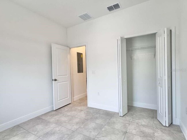 Building Photo - 15885 SW 35th Court Rd