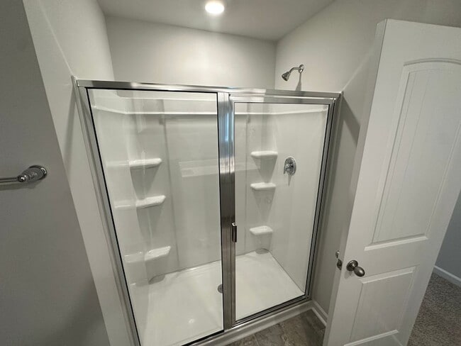 Building Photo - 206 Hazel Ln