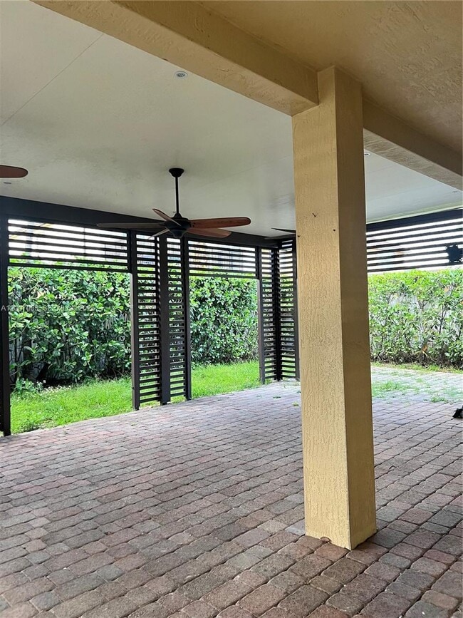 Building Photo - 16475 SW 84th Ln