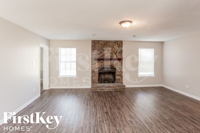 Building Photo - 6756 Burlingame Dr