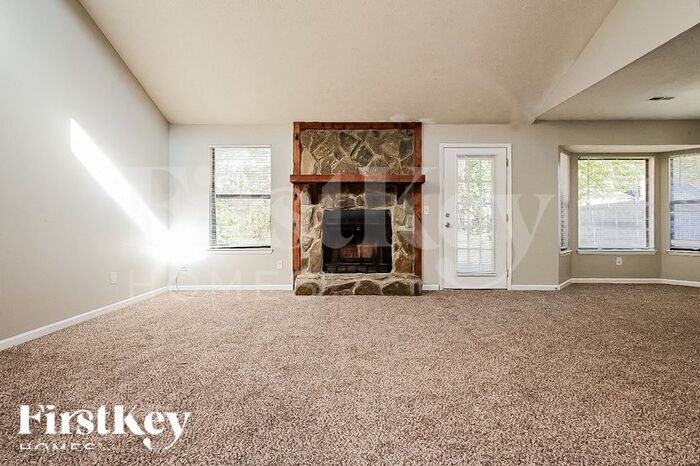 Building Photo - 765 Fieldstone Dr