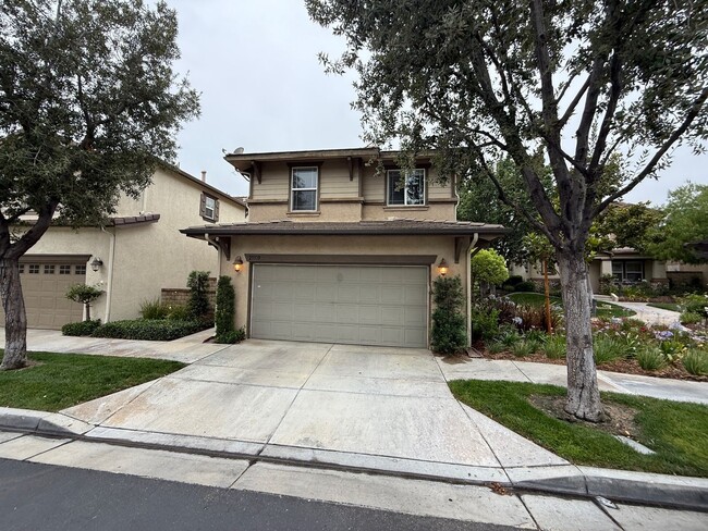 Primary Photo - Spacious 3-Bedroom Townhome for Rent in Va...