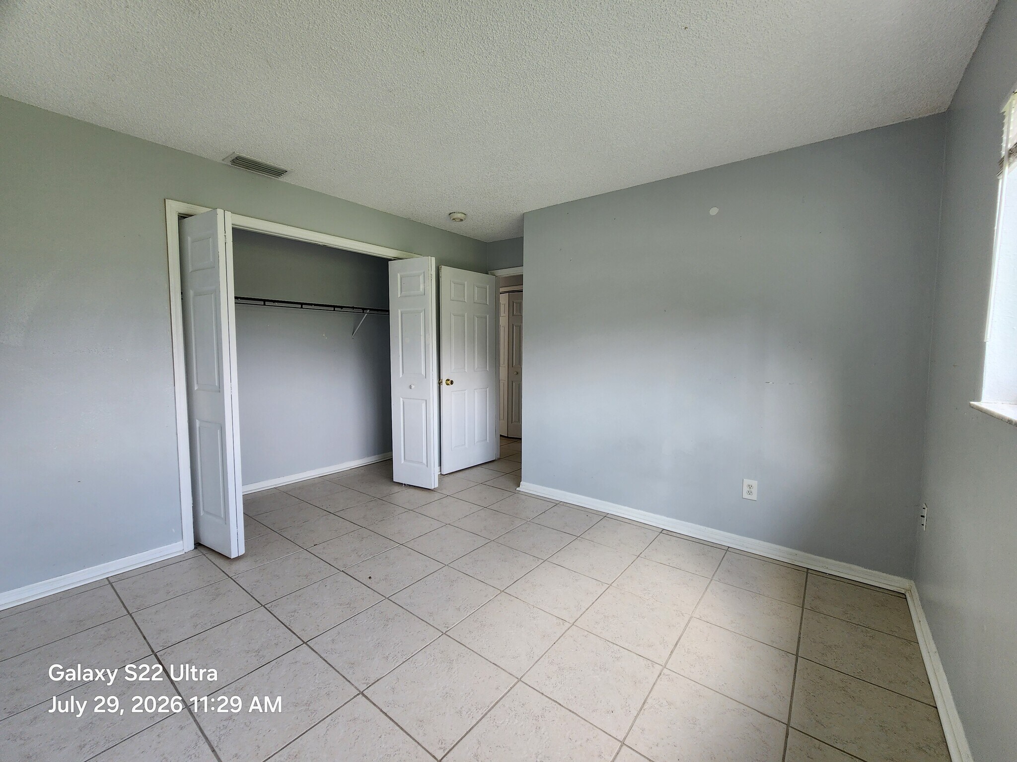 Building Photo - 7949 Pinehurst Dr