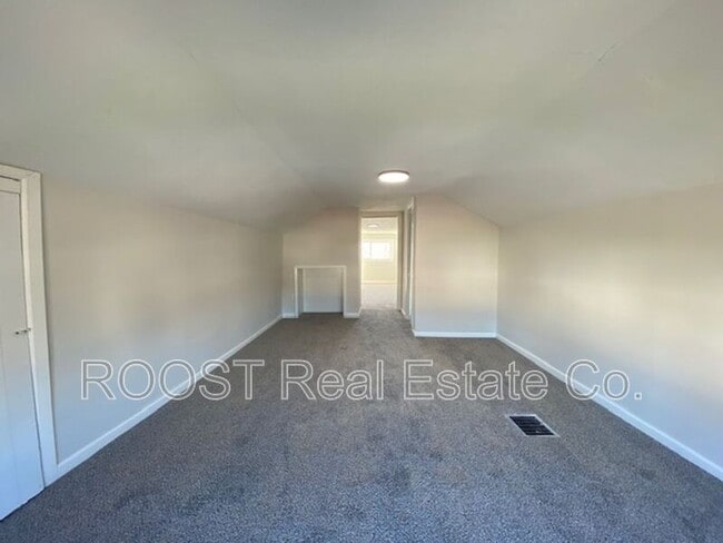 Building Photo - 372S Douglas Ave.