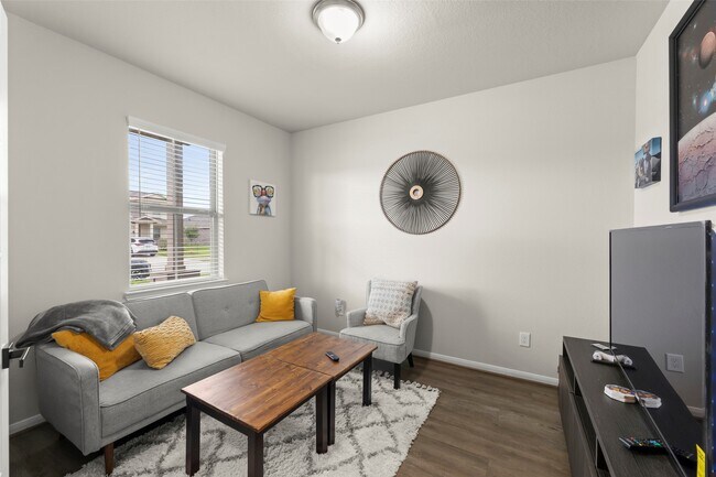 Building Photo - 14911 Spg Frst Ln