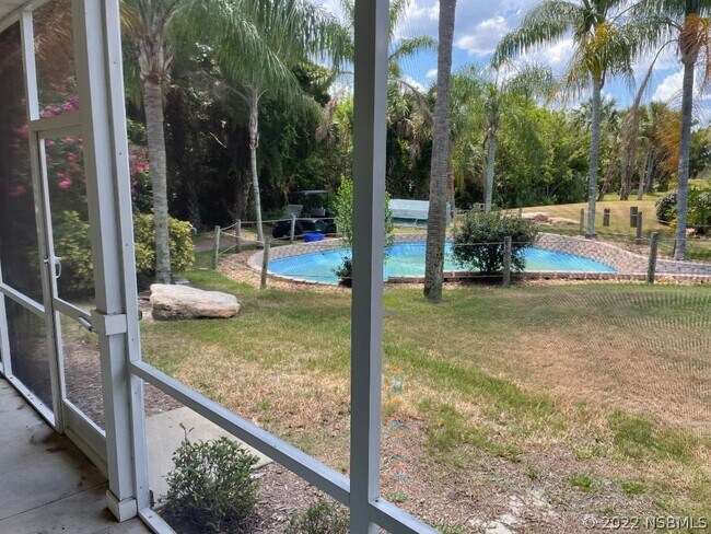 Building Photo - 403 Bouchelle Dr