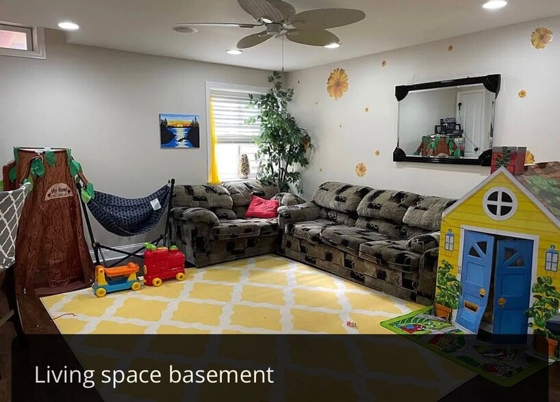 Building Photo - 9 Wharton Dr