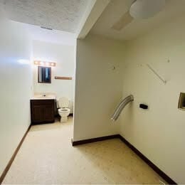 Building Photo - 109 Greenwood Dr