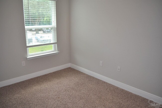 Building Photo - 6060 Royal Port Ct