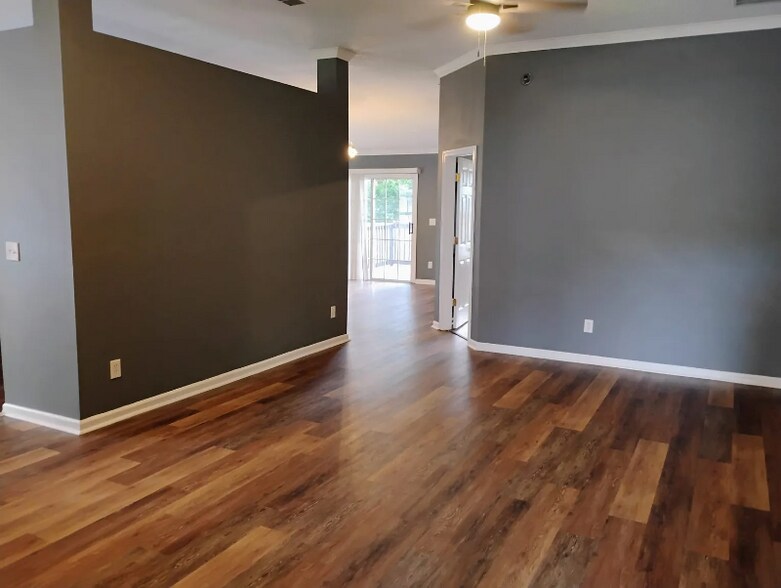 Building Photo - 2627 Canterwood Dr