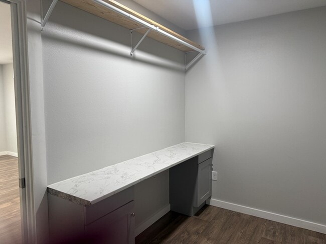 Building Photo - 2705 Cambridge St