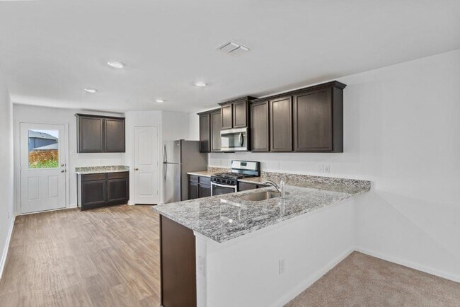 Building Photo - 3886 Trail de Paris