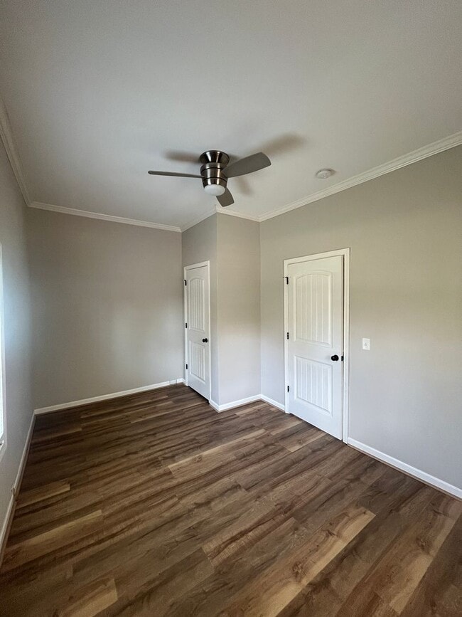 Building Photo - 177 Eastbrook Dr