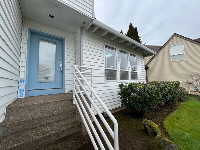 Building Photo - Incredible Sexton Mountain/Murray Hills 4 bed, 3 bath Home! + HUGE BONUS ROOM! Fenced Yard, updat...