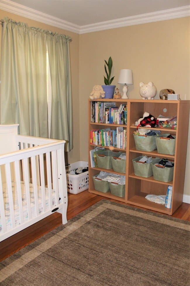 Building Photo - Portland 4BD/2BA Single Family Home - $2,833