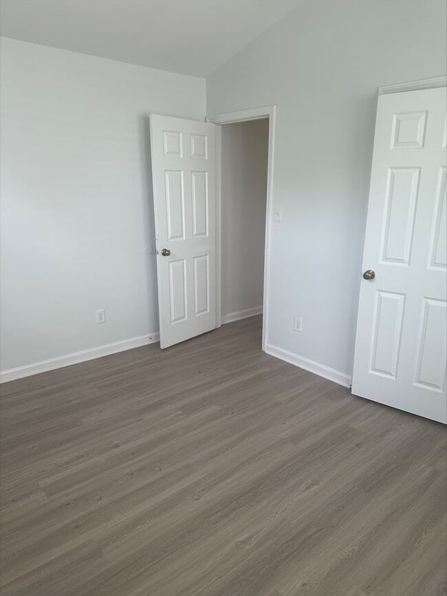 Building Photo - 9224 Shenington Pl