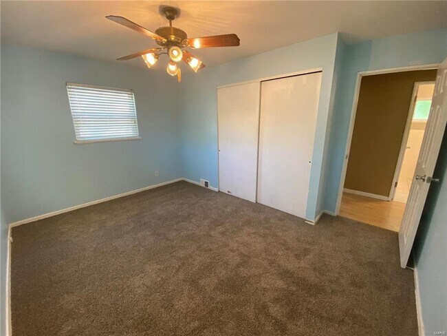 Building Photo - 178 Floralea Pl