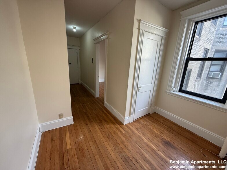 Building Photo - 1161 Commonwealth Ave