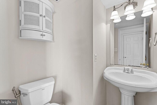 Building Photo - 8916 Arley Dr