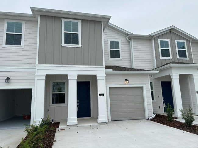 Building Photo - 7433 Stone Crk Trl