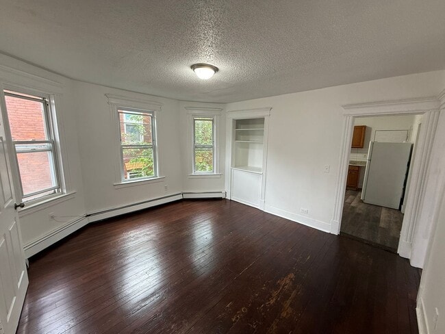 Building Photo - 122-124 Shultas Pl