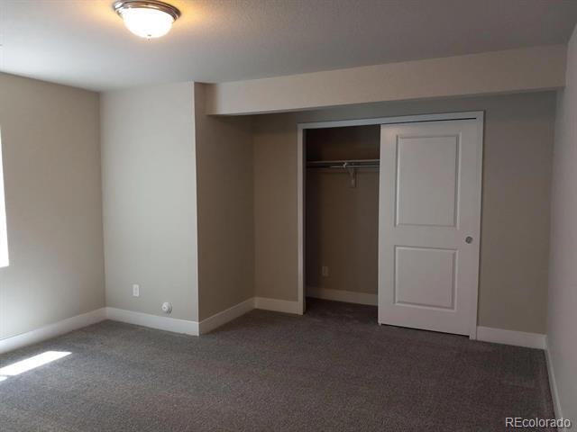 Building Photo - 10523 Summer Rdg Dr