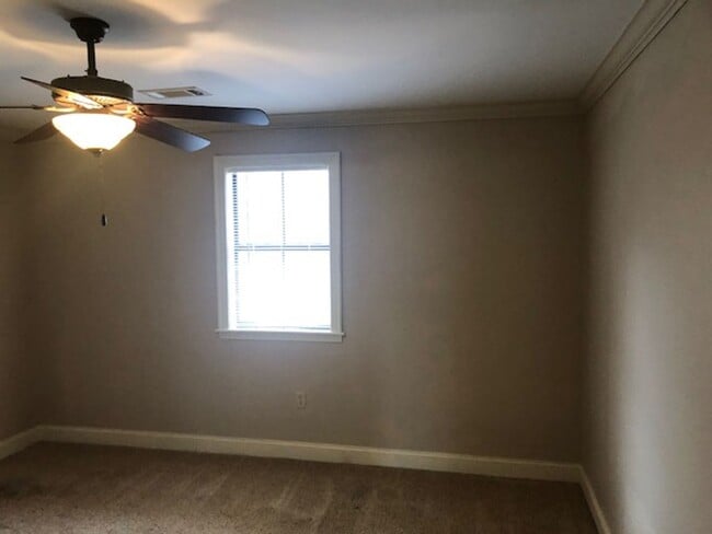 Building Photo - 1684 Gun Club Rd