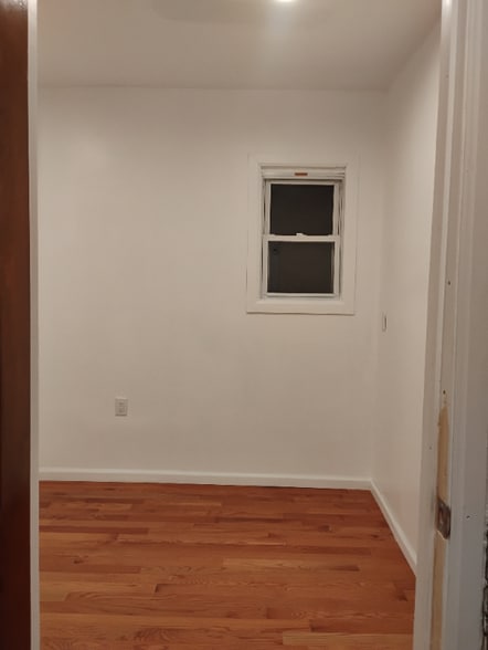 Building Photo - 56 Undisclose