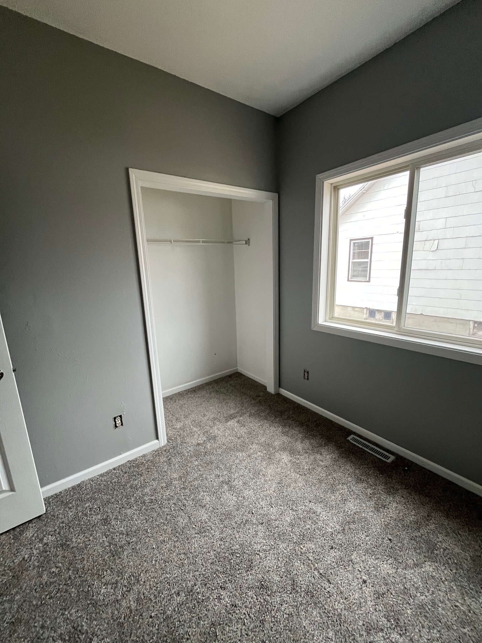 Building Photo - 102 1st Ave SE