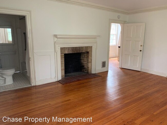 Building Photo - 4 br, 2.5 bath House - 11 Randall Court