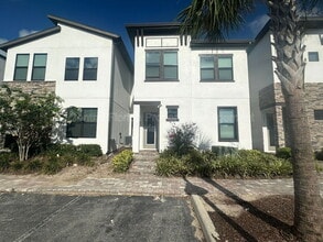 Building Photo - 240 Villa Domani Ct