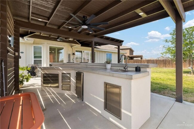 Building Photo - 28 Escondido Pass