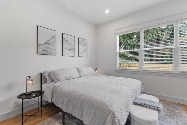 Building Photo - 2407 Harper St