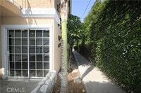 Building Photo - 10420 Bogardus Ave